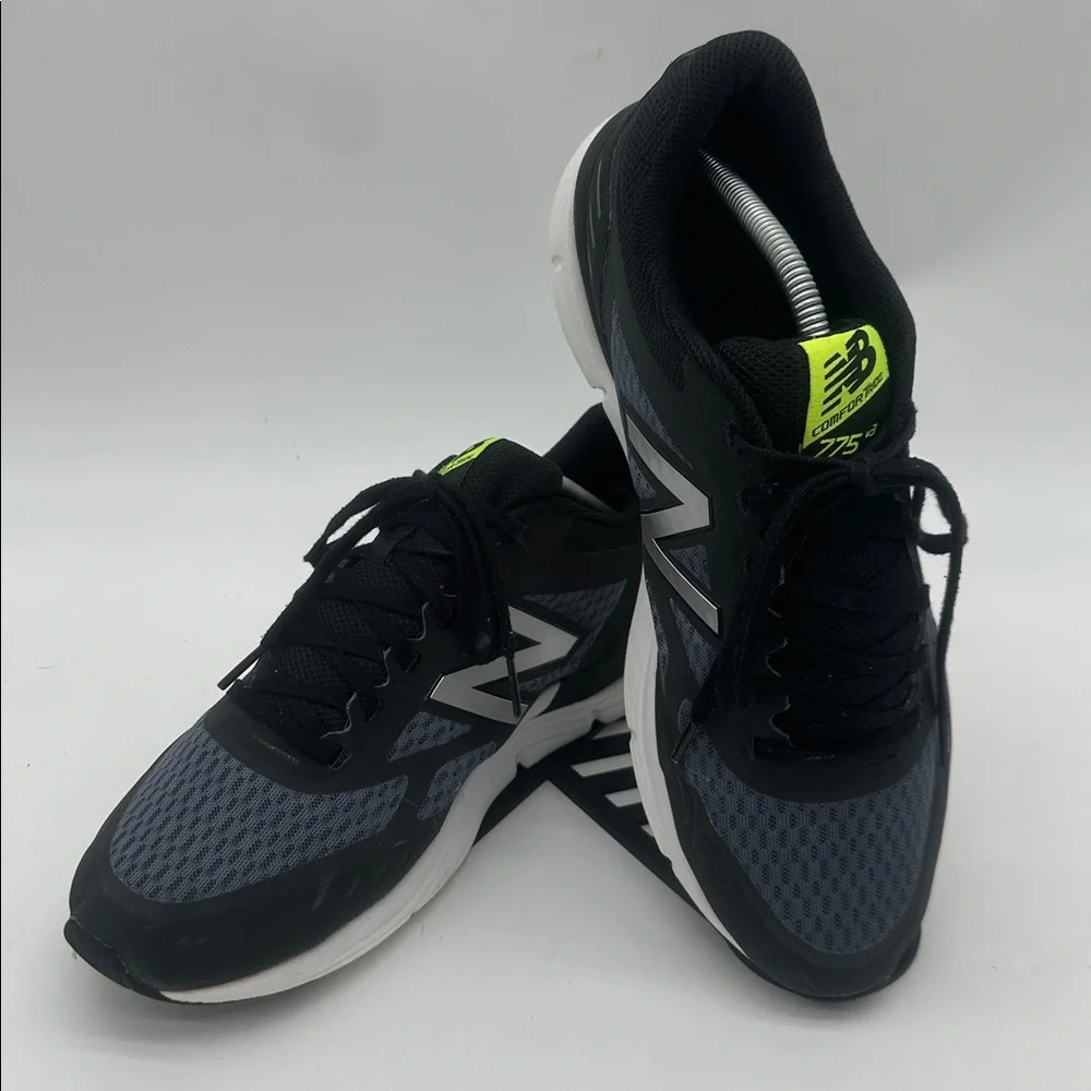 New Balance 775 V3 M775LT3 Blue Black Mens Size 10.5 Running Shoes Sneakers